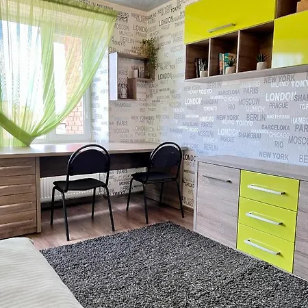 Relax. Просторі Та Затишні Апартаменти Ternopil Exterior photo
