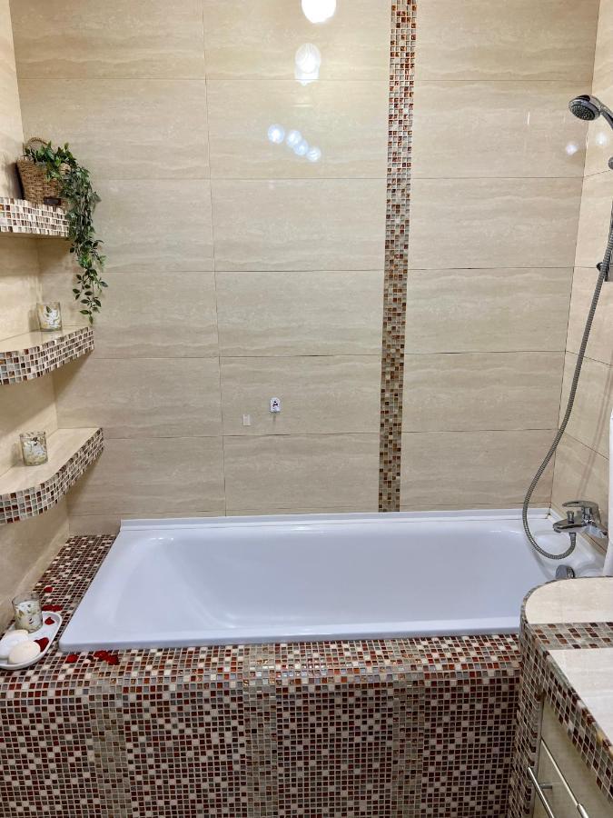 Relax. просторі та затишні Apartment Ternopil